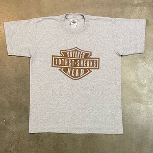 VTG Harley-Davidson Sneakerhead Shirt 10th St Sneaks Parody Streetwear Tee